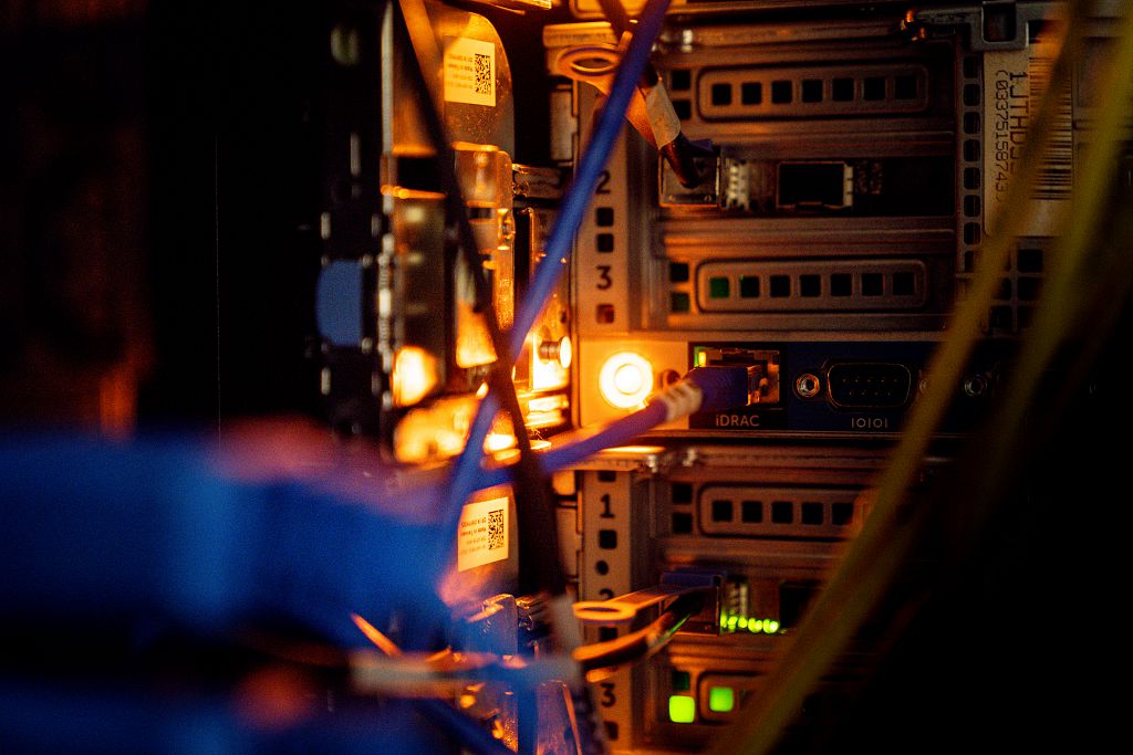 Inria-0356-245