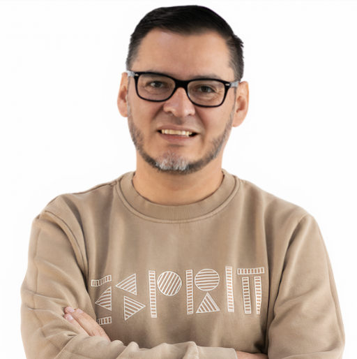 César Azurdia